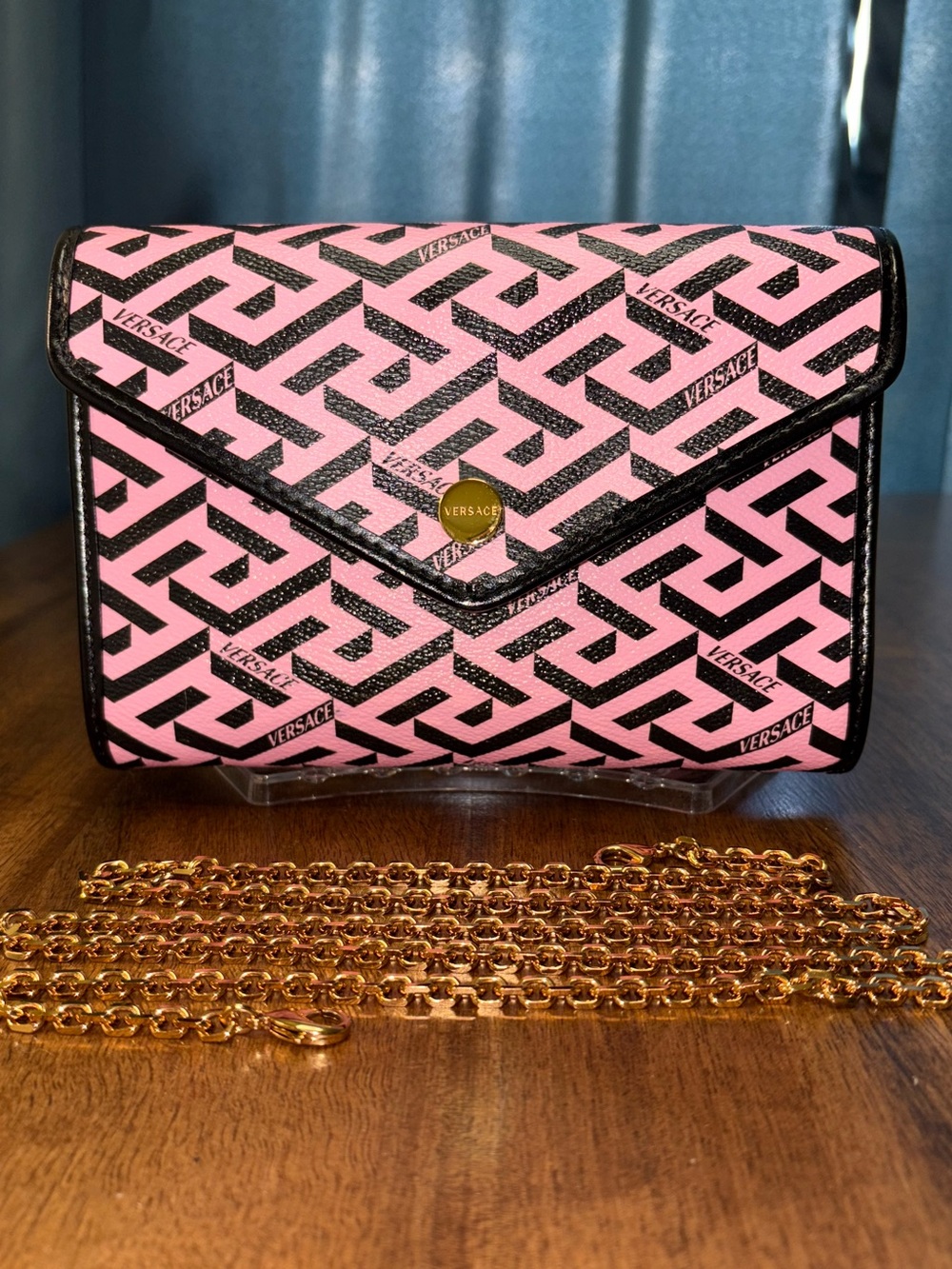 Versace EUC La Greca - Pink/Black Logo-Print Clutch/Crossbody - Gold Chain Strap